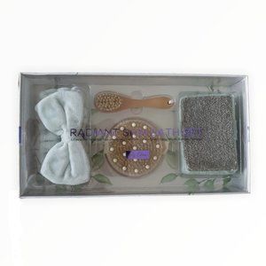 NEW Lily Eden Radiant Skin  4 Piece Bath Set